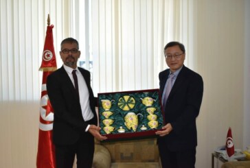 والي سيدي بوزيد يستقبل سعادة سفير جمهورية الصين الشعبية بتونس