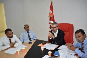 والي سيدي بوزيد يشرف  على اجتماع اللجنة الجهوية لحوكمة التصرف في المحجوزات