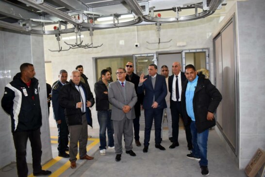 وصول التجهيزات الخاصة بمشروع المسلخ البلدي بسيدي بوزيد